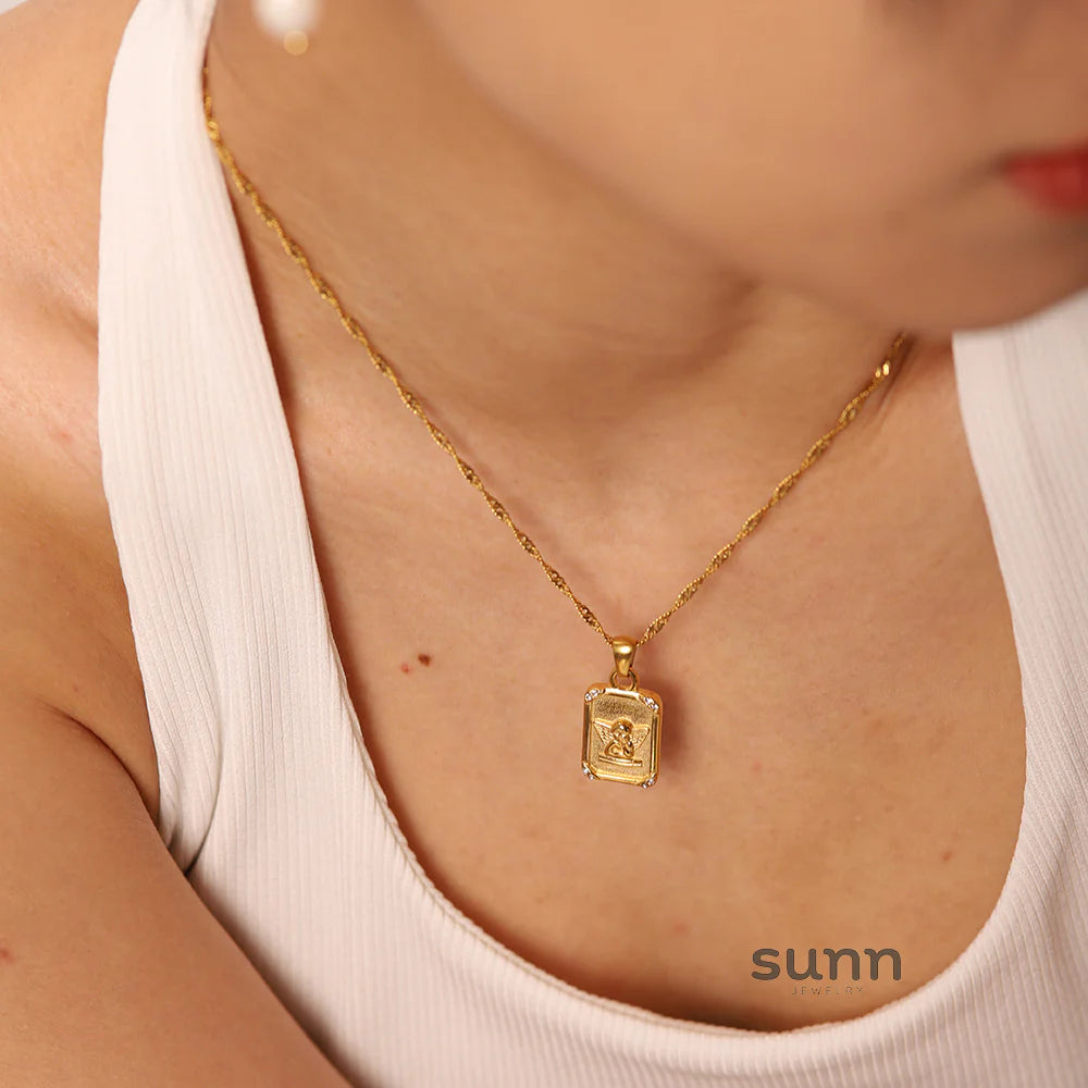 Emelie Coin Pendant Necklace