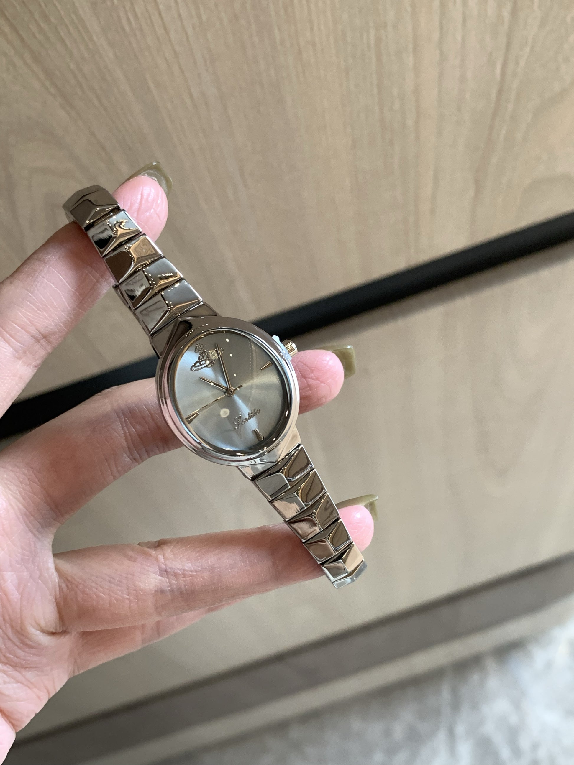 Emely Serpent Saturn Watch [E3GRZ3J4]