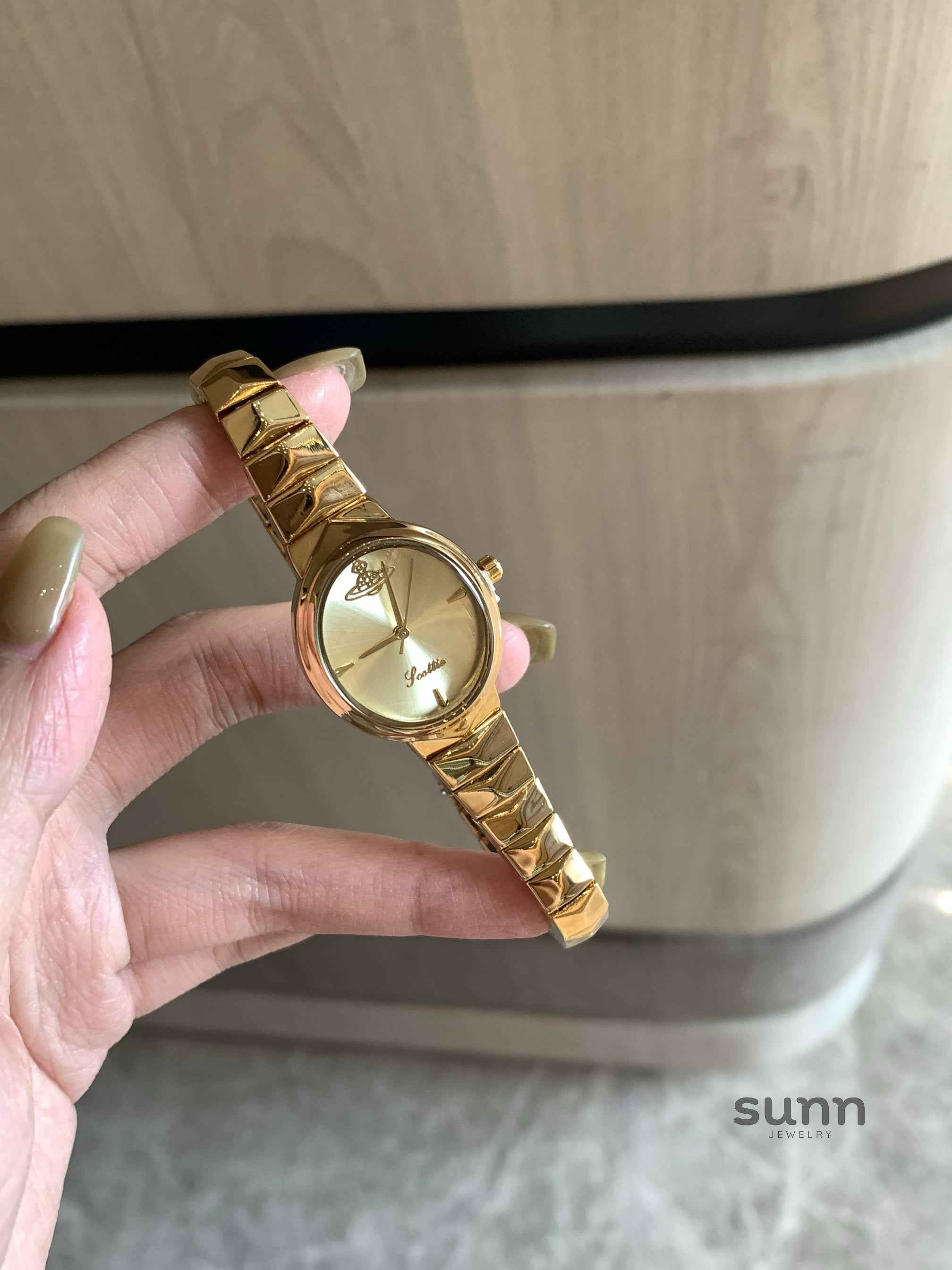 Emely Serpent Saturn Watch [XBJ848QW]