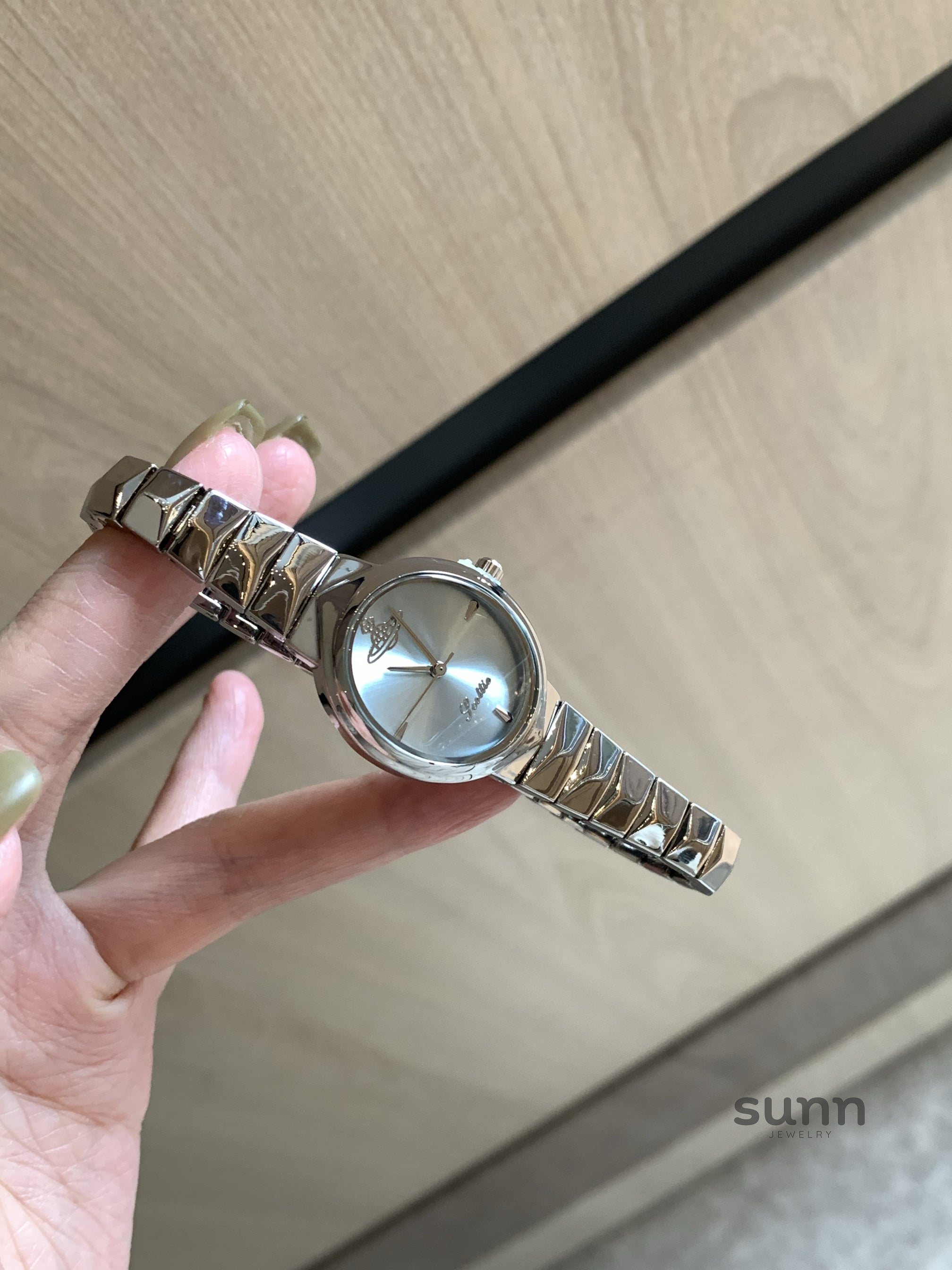 Emely Serpent Saturn Watch [68125IQT]