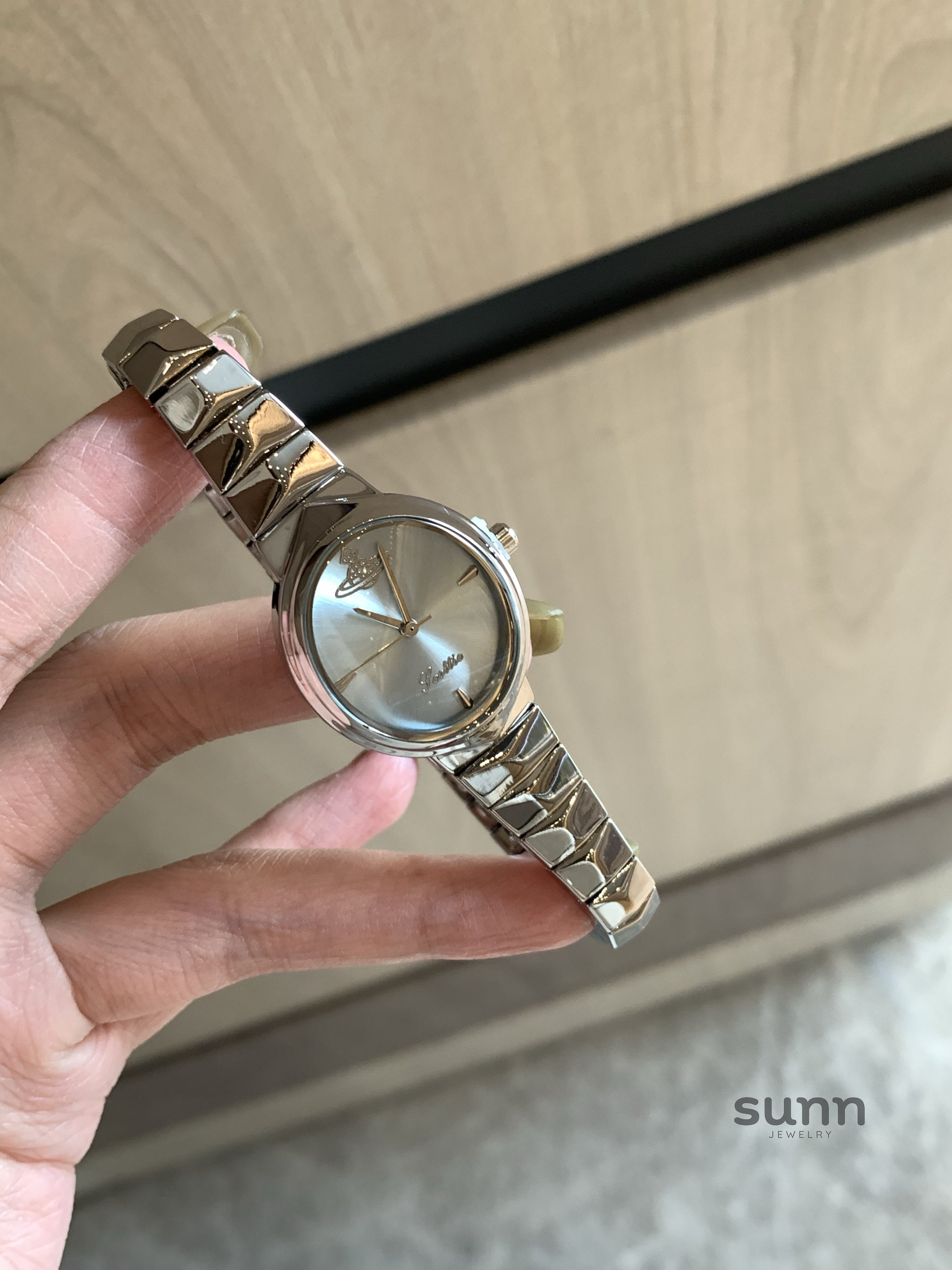 Emely Serpent Saturn Watch [C1U4WJHY]