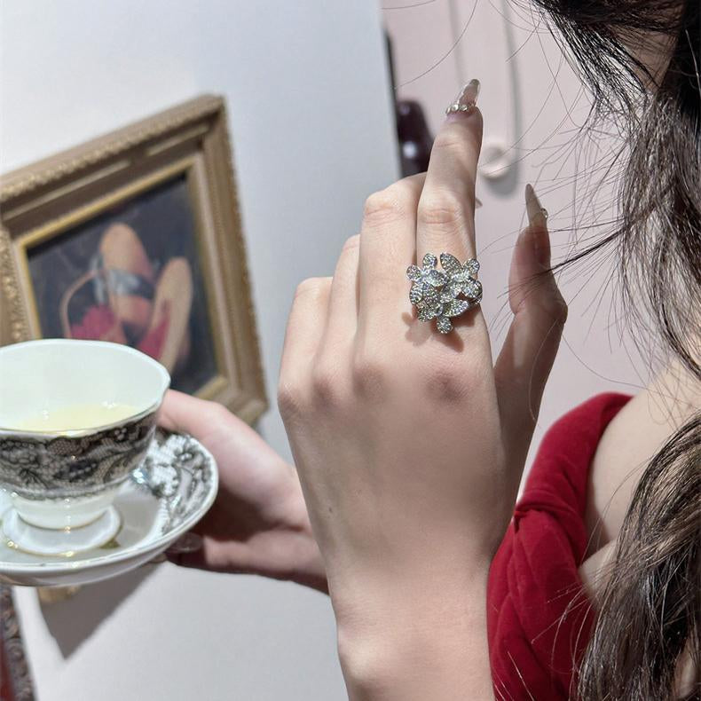 Emerald Pave Butterfly Ring [404FGI6N]