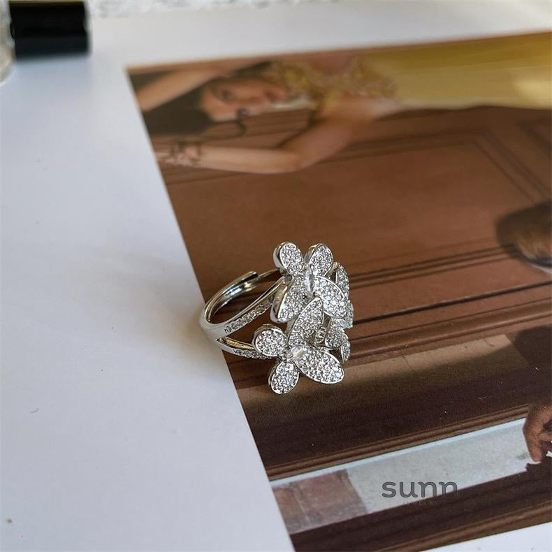 Emerald Pave Butterfly Ring [CNHJDZH0]