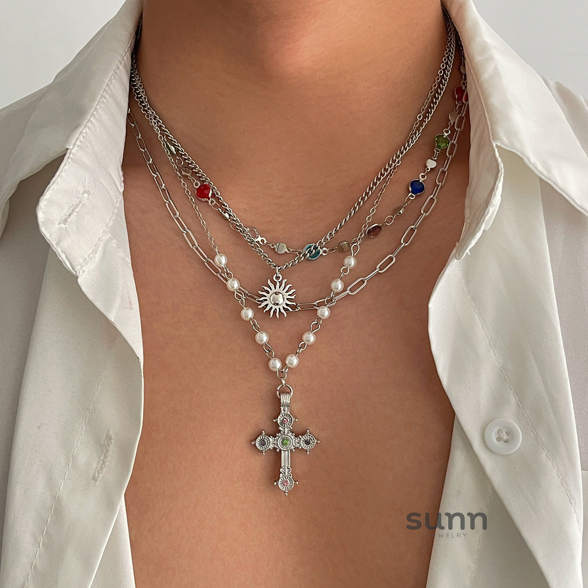 Emersynn Crystal Sun Cross Necklace [BLYJQGEN]