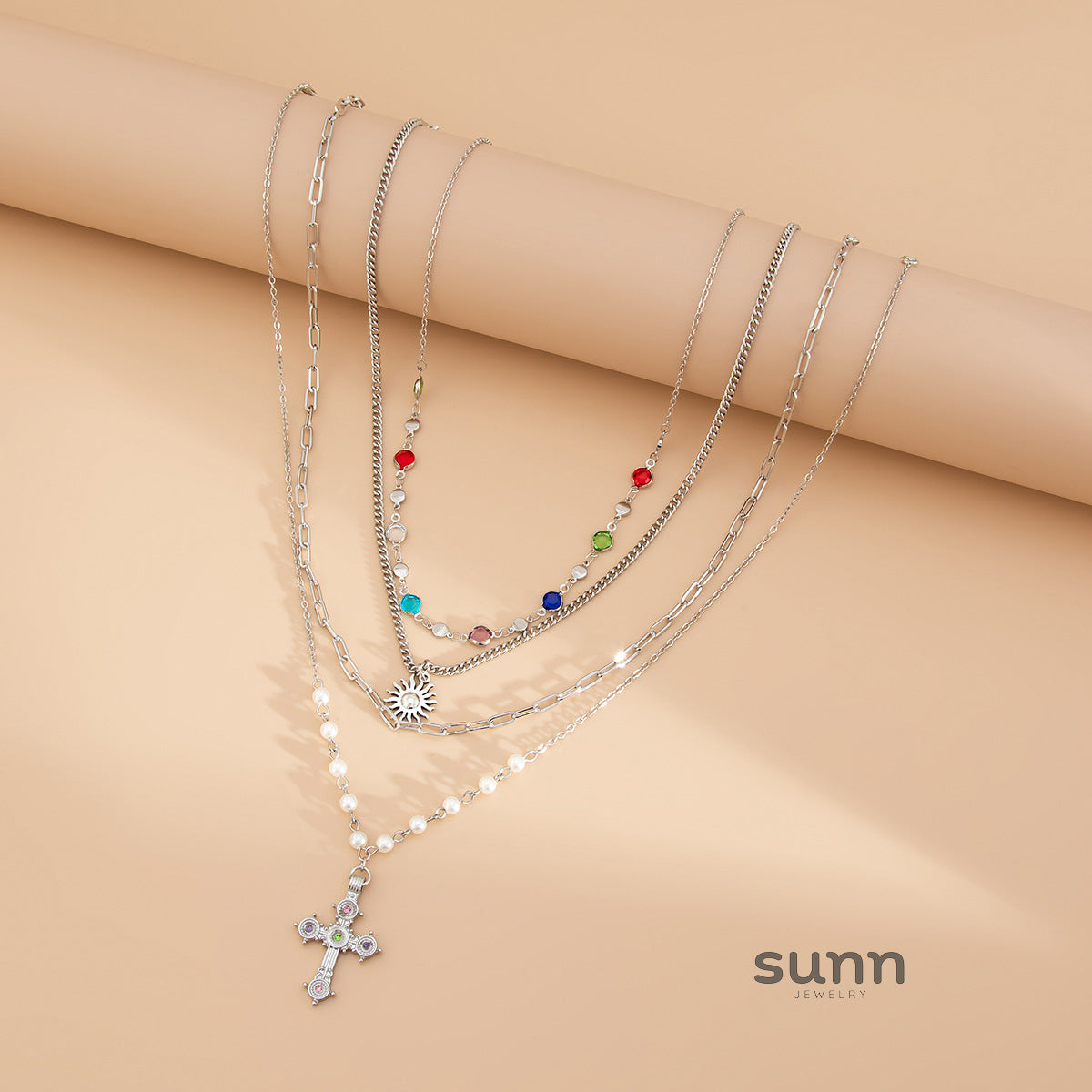 Emersynn Crystal Sun Cross Necklace [T38FJ4EU]