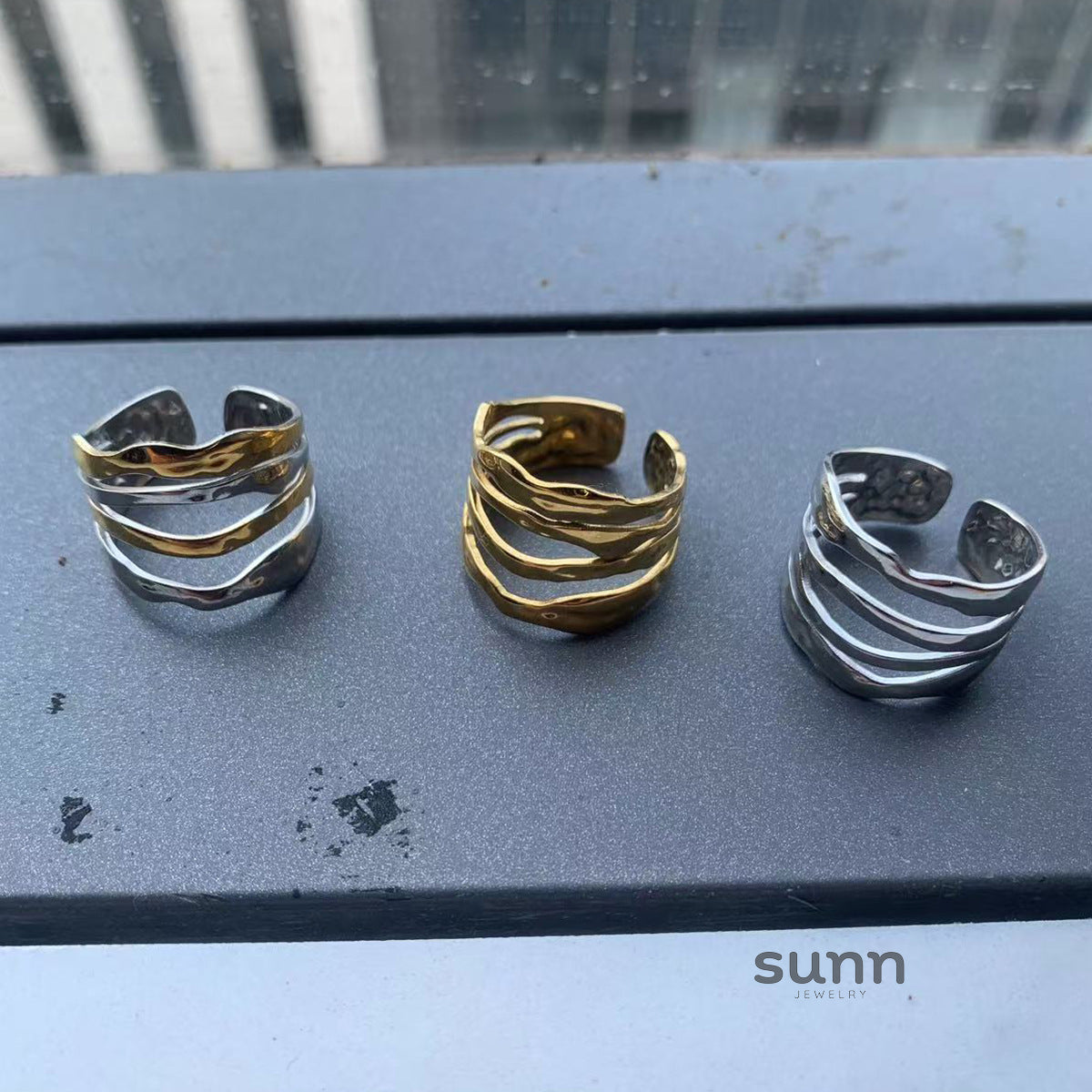 Emi Sleek Geometric Ring [IMB9J4YL]