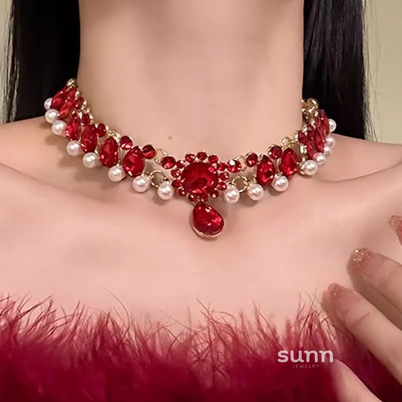 Emilly Red Crystal Pearl Choker [ASSPUO2M]