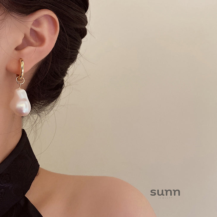 Emmajean Baroque Pearl Drop Earrings [SS1F54YA]