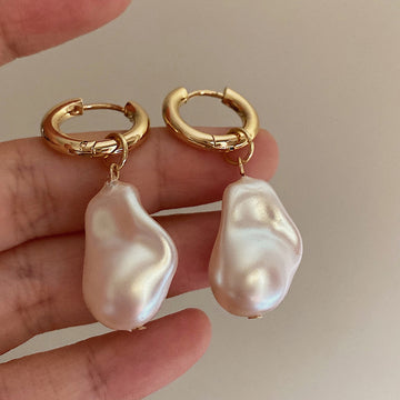 Emmajean Baroque Pearl Drop Earrings [HJIXY2PG]
