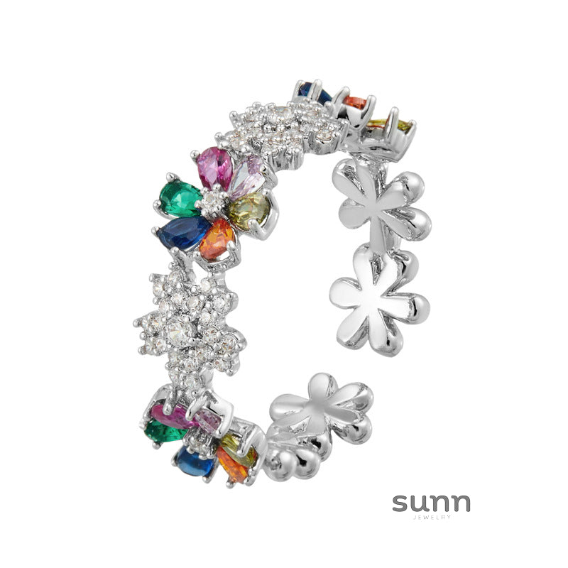 Emmalina Daisy Blossom Ring [CW3NDXEG]