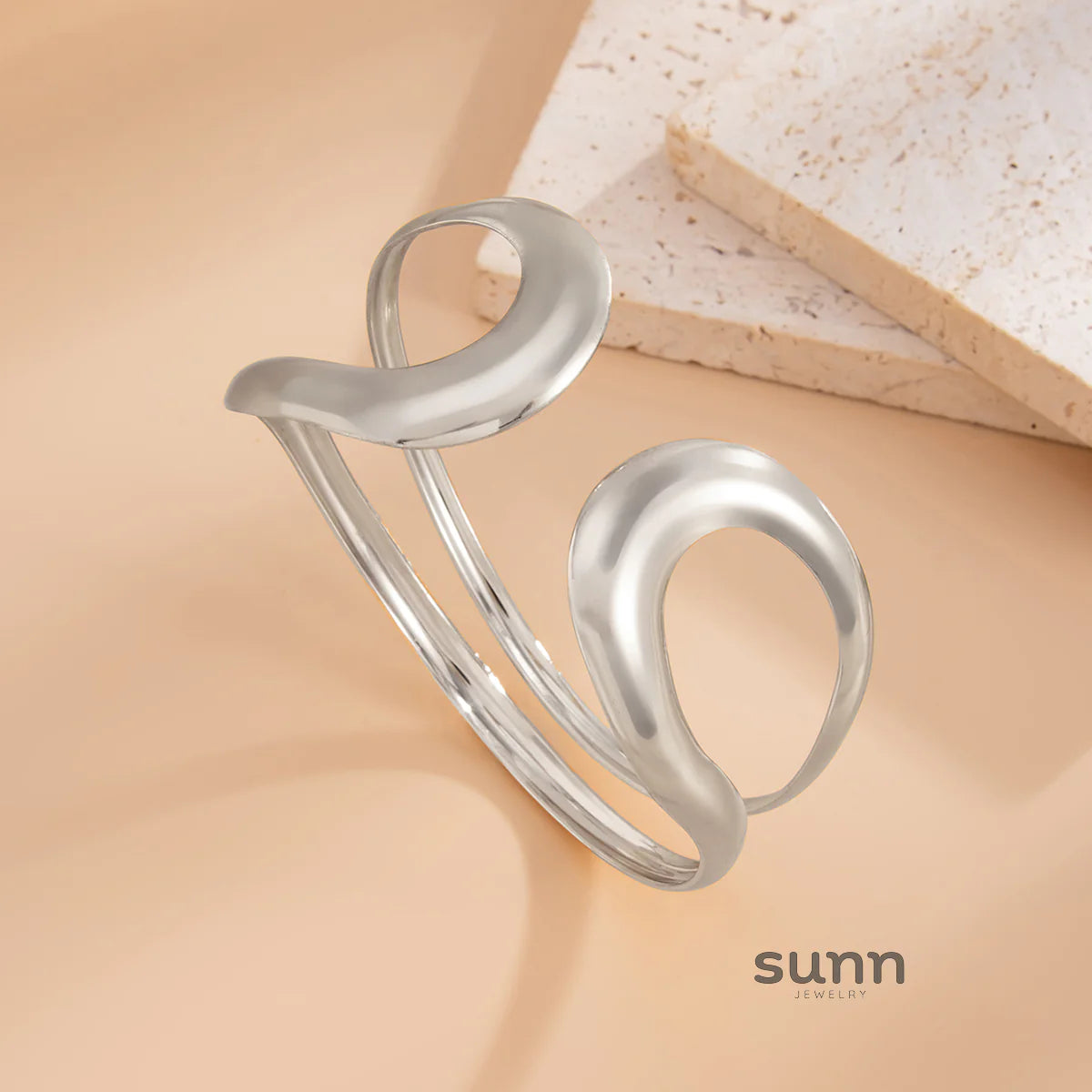 Emmanuela Geometric Cuff Armlet