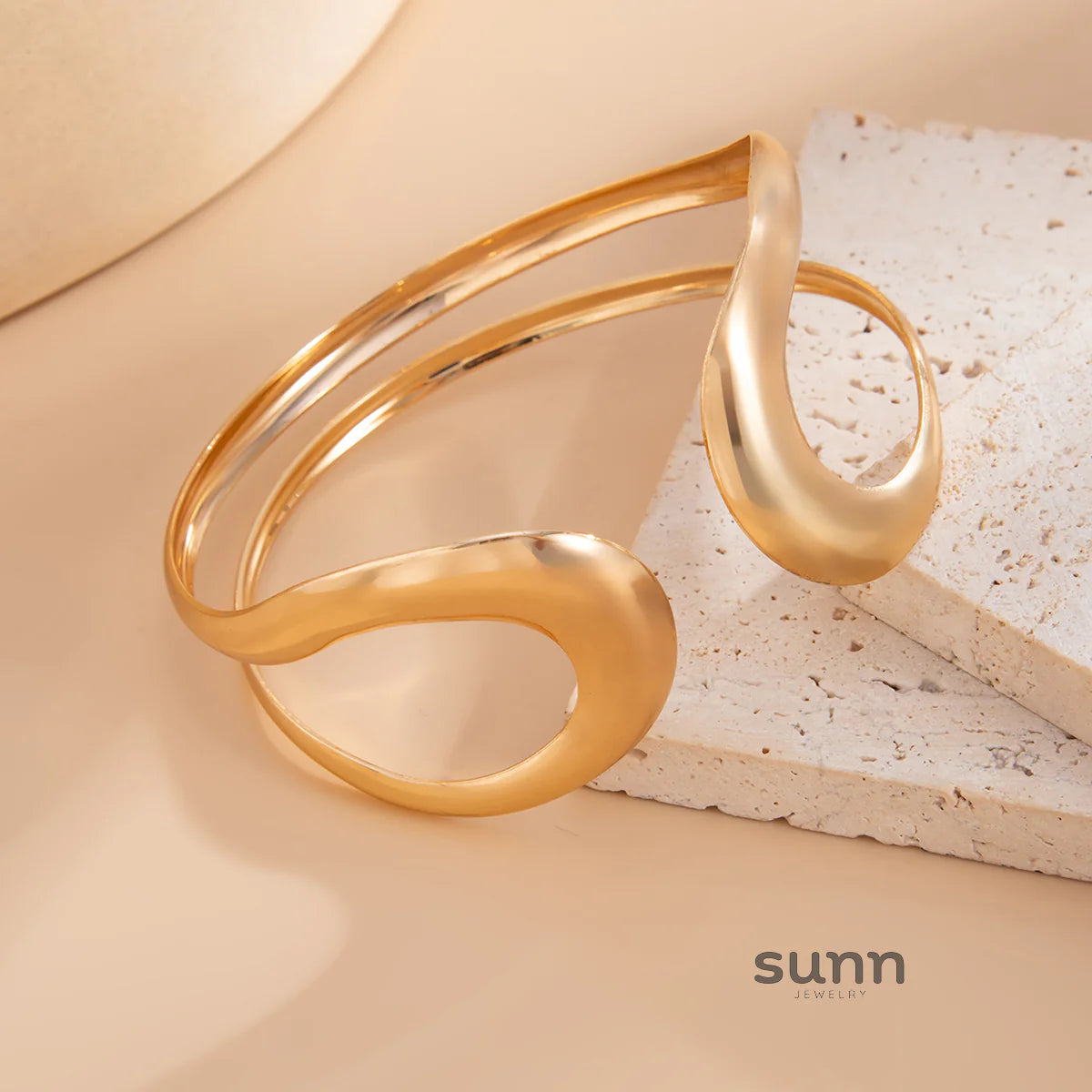 Emmanuela Geometric Cuff Armlet