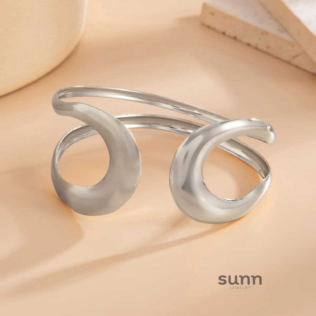 Emmanuela Geometric Cuff Armlet