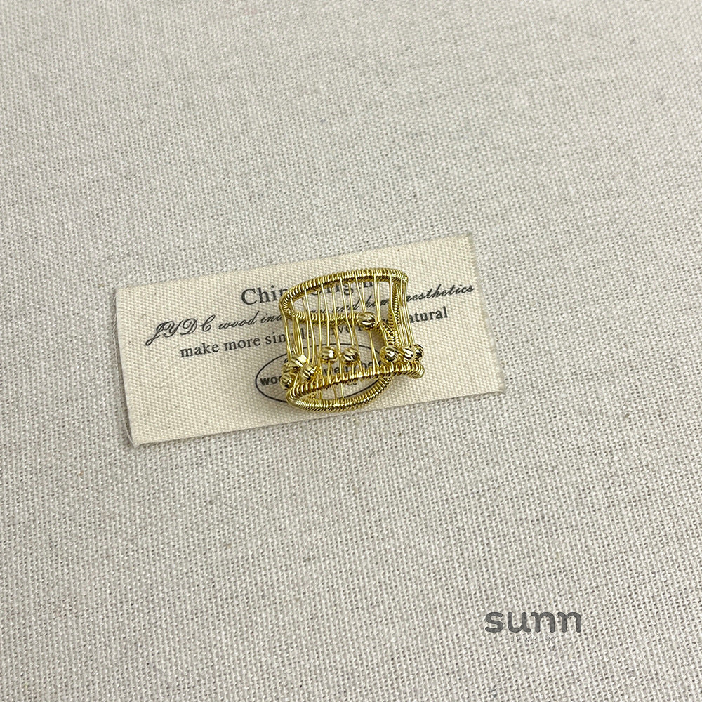 Emmelia Old Money Cutout Ring [3JQZNXFS]