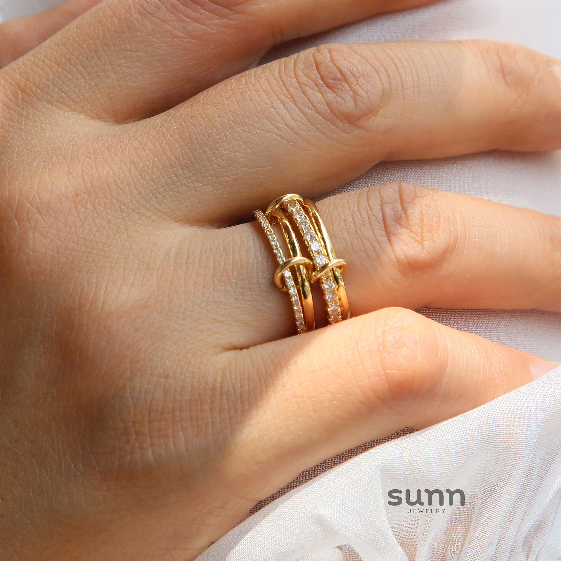 Emmeline Crystal Buckle Ring Set [7I0DREZ7]