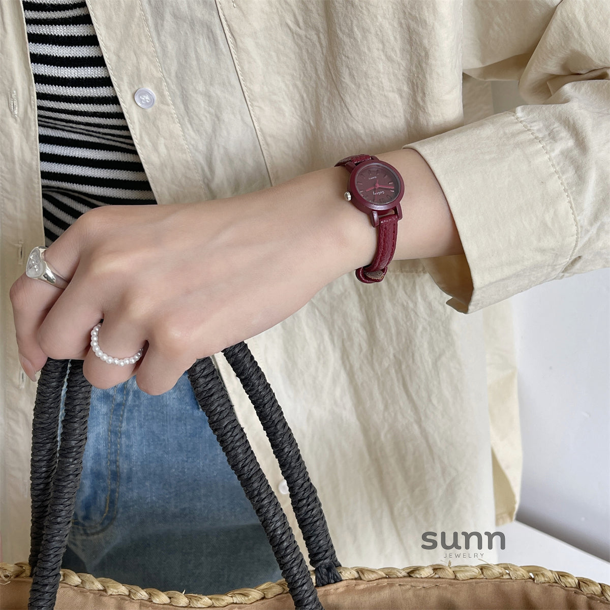 Emmerson Petite Leather Watch [J1CKPKBS]