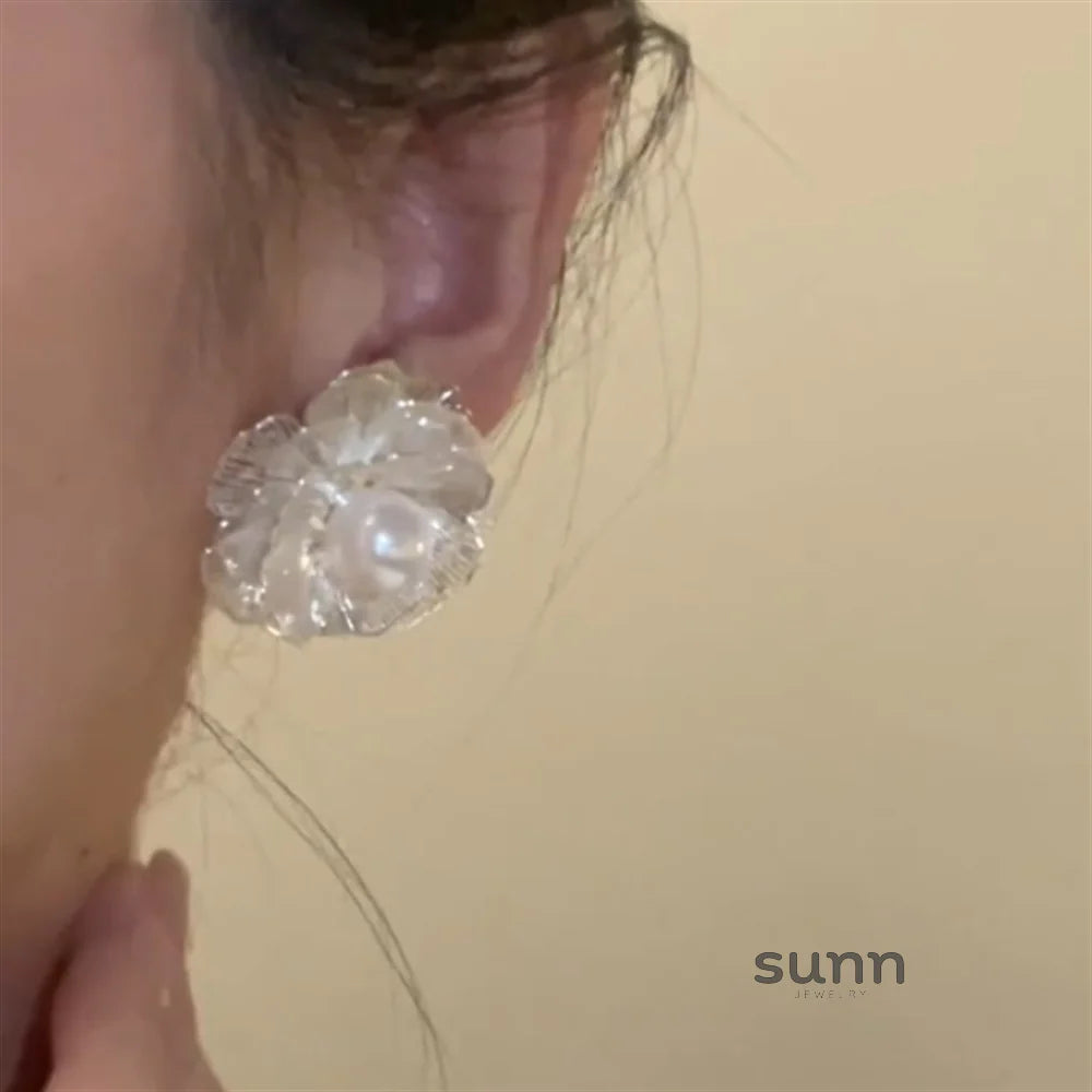 Emori Floral Pearl Studs