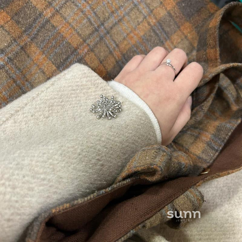 Emori Silver Fireworks Brooch [CQ37LH57]