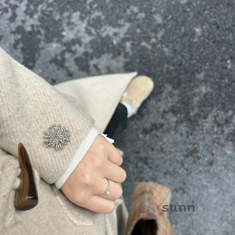 Emori Silver Fireworks Brooch [SMW0UK3O]