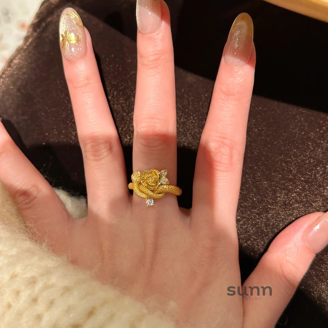 Empress Diamond Serpent Rose Ring [FSAVVRSQ]