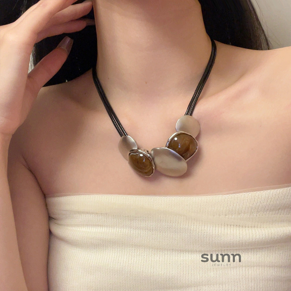 Eniola Asymmetrical Layered Necklace [KDVN21UY]