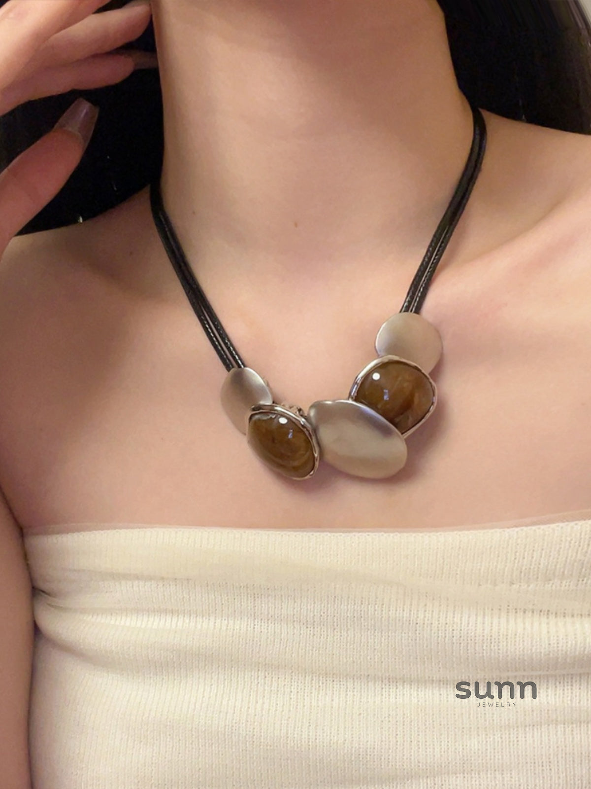 Eniola Asymmetrical Layered Necklace [SQBZ0TCF]