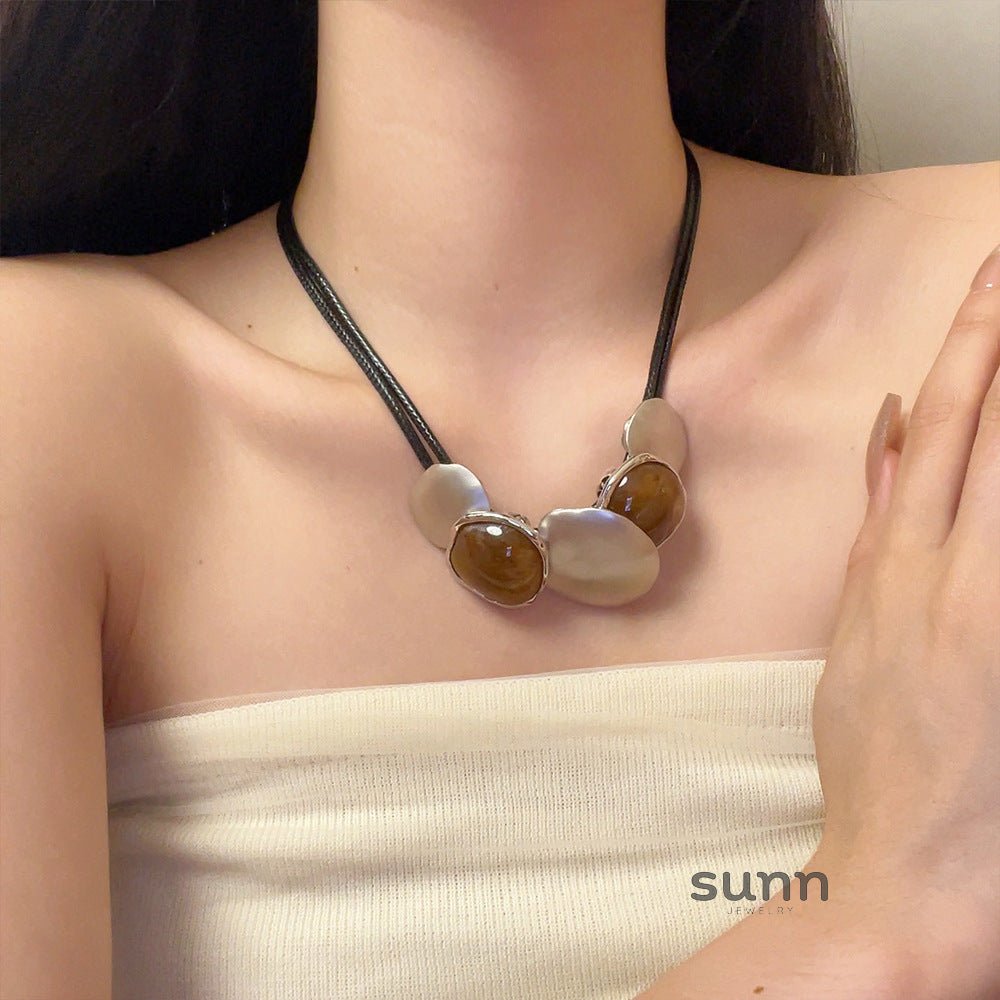 Eniola Asymmetrical Layered Necklace [P3F3XD4P]