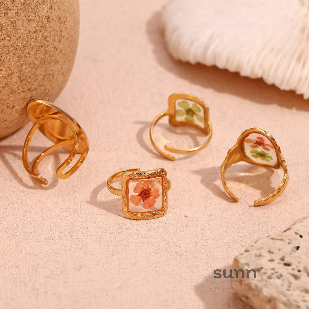 Eniola Vintage Gold Flower Ring [T9B47MTV]