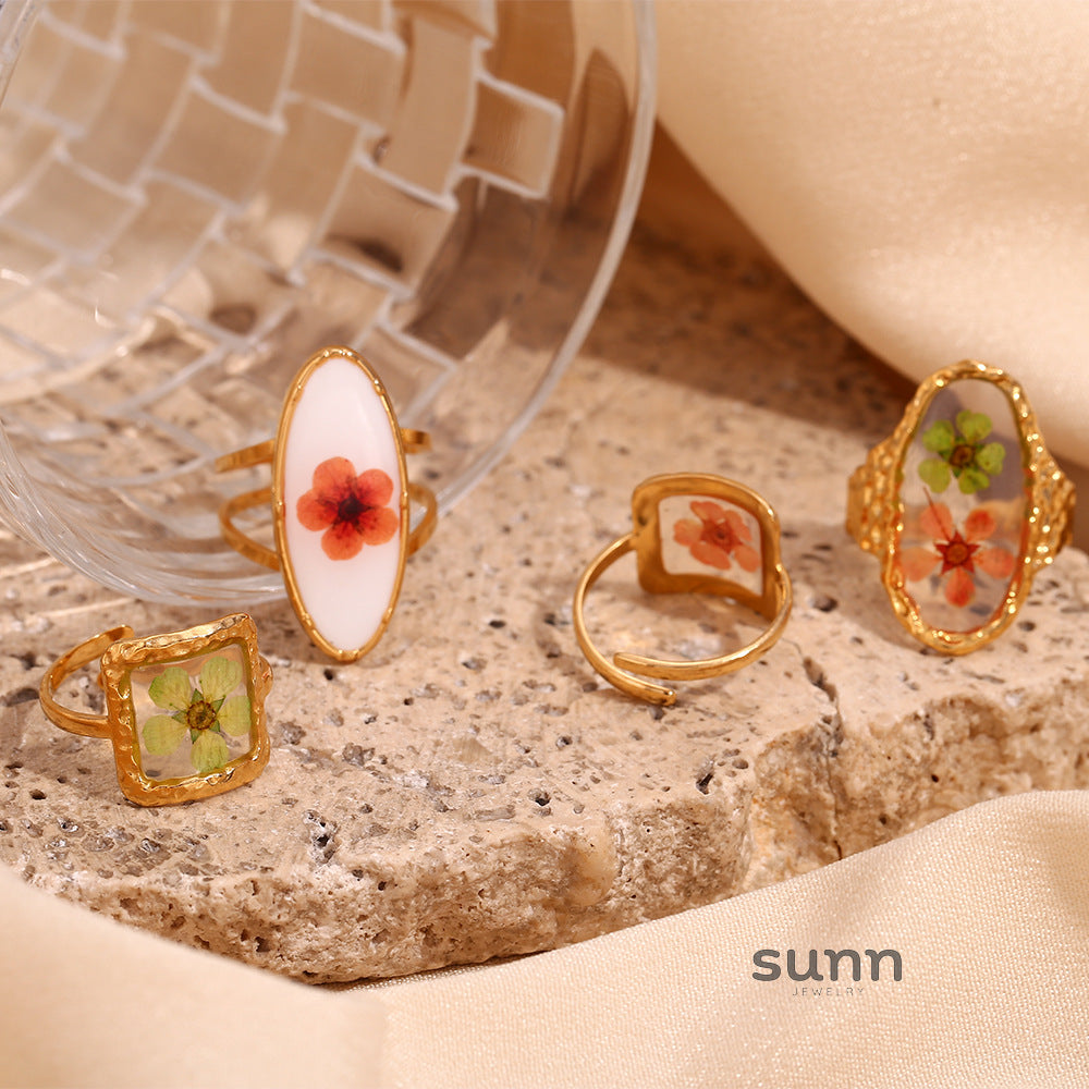 Eniola Vintage Gold Flower Ring [IT2CPUUP]