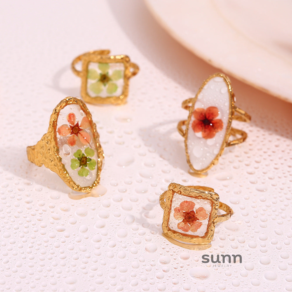 Eniola Vintage Gold Flower Ring [OROD0A2X]
