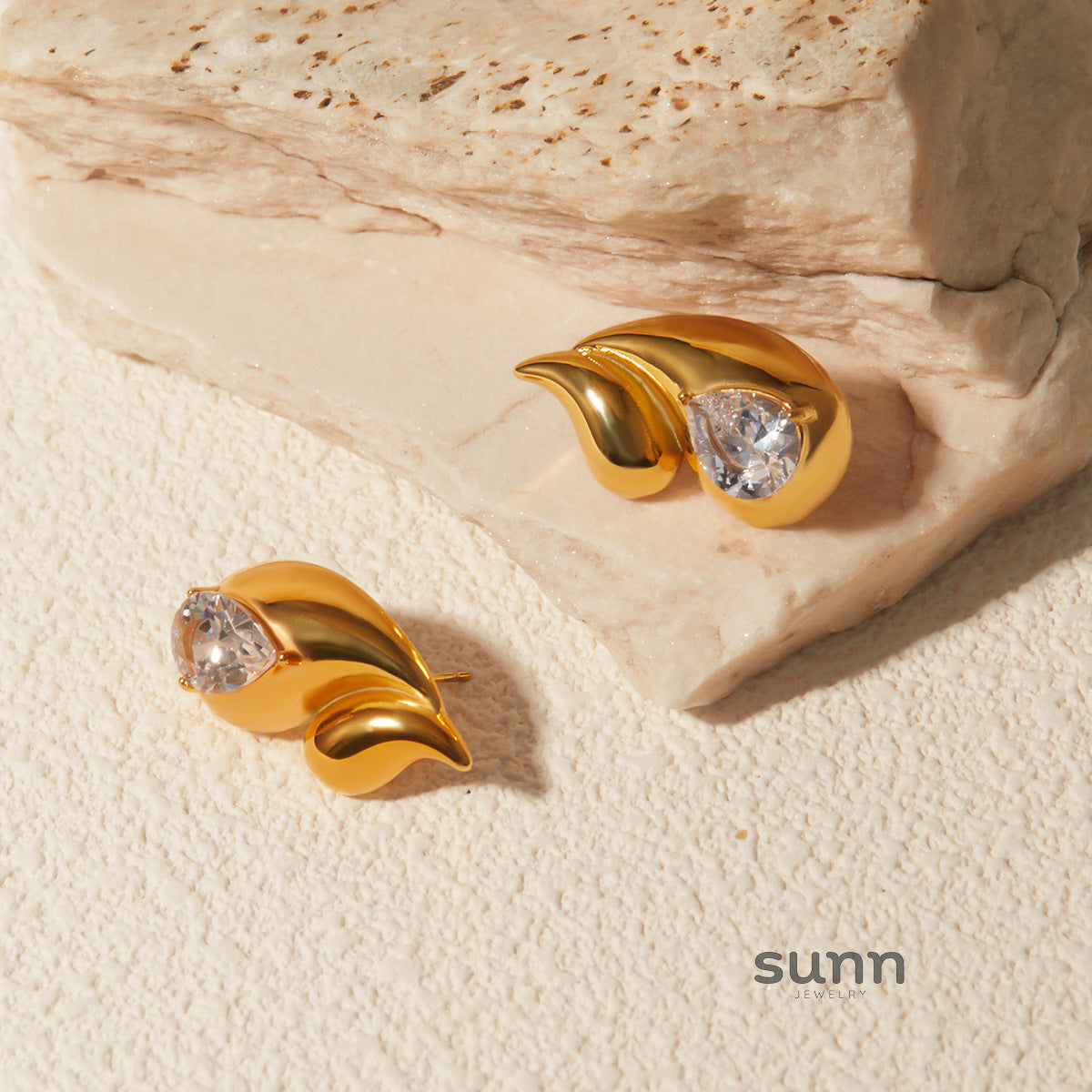 Eniyah Dazzling Double Drop Earrings [ZK9FNX5W]