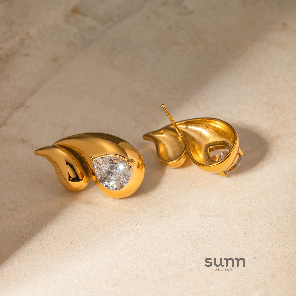 Eniyah Dazzling Double Drop Earrings [LA138AHO]