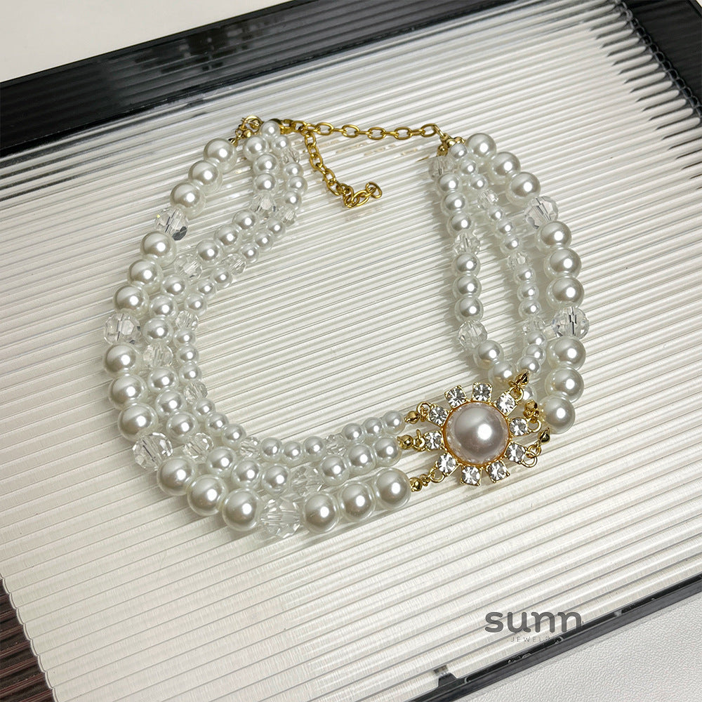 Eniyah Layered Pearl Heart Necklace [ZMJYF1F8]