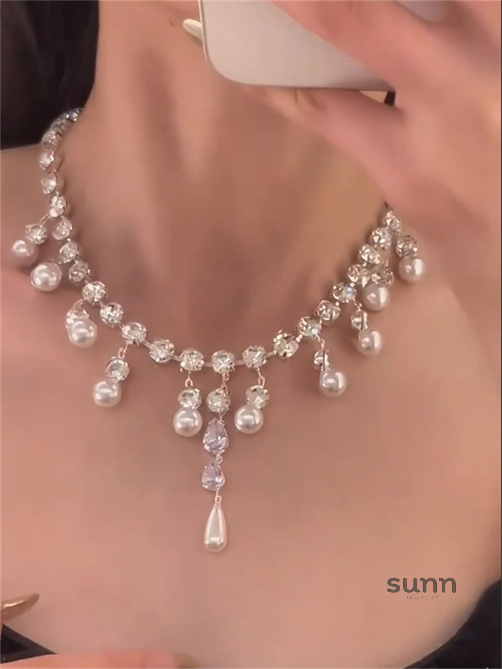 Erabella Crystal Pearl Choker
