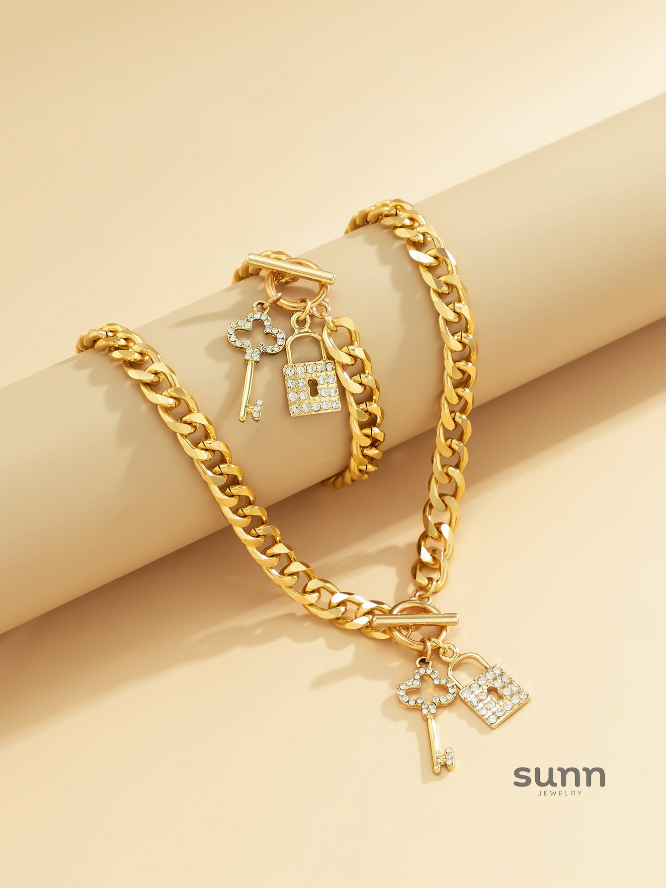 Erielle Pave Key Lock Set [W80T7UXH]