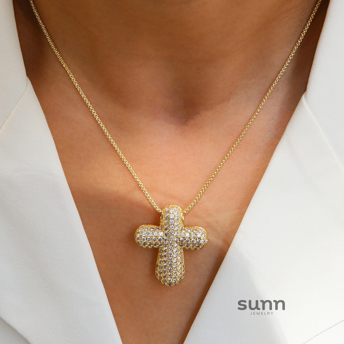 Erykah Pave Cross Pearl Necklace [W2W7TIP6]