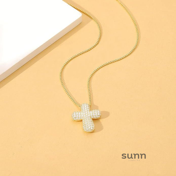 Erykah Pave Cross Pearl Necklace [PT45H9GT]