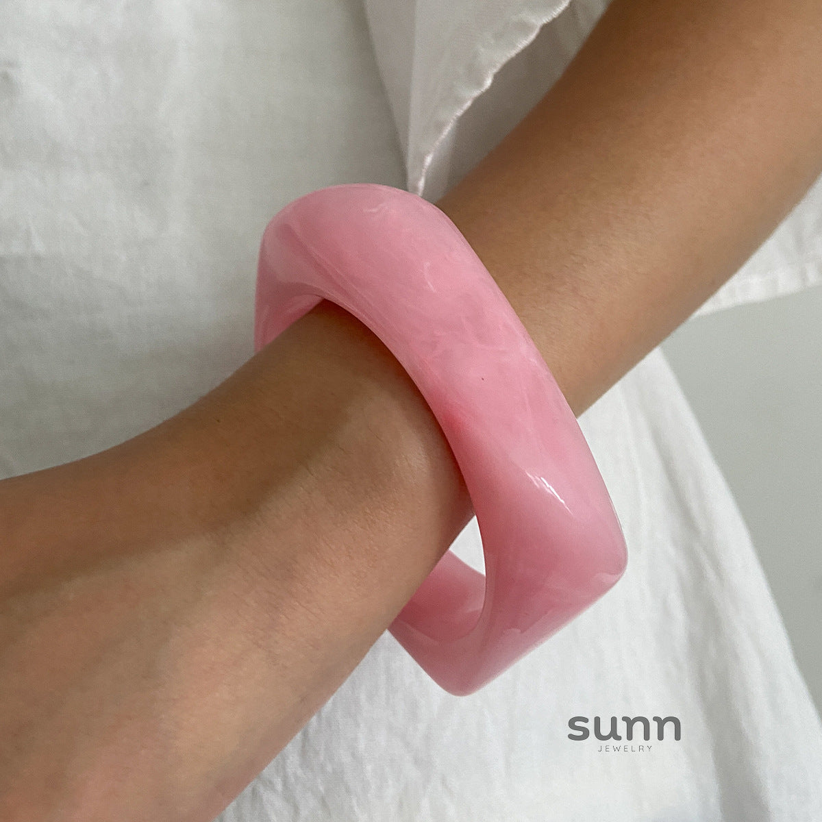 Esme Chunky Swirl Bangle [VSELZROG]