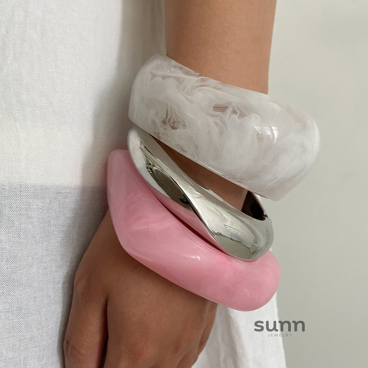 Esme Chunky Swirl Bangle [MJJL981Z]