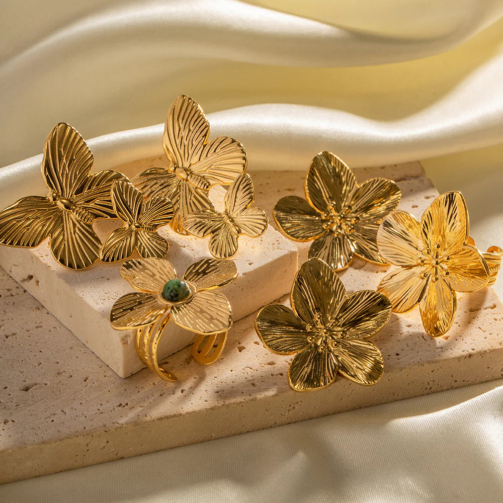 Estefany Floral Statement Ring