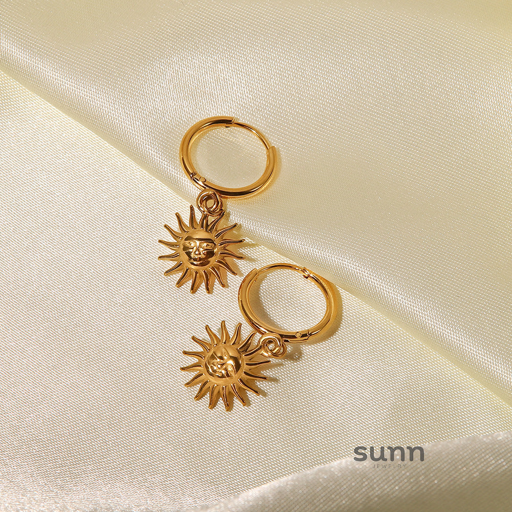 Esty Gold Sun Pendant Earrings [4ODCQ3FJ]