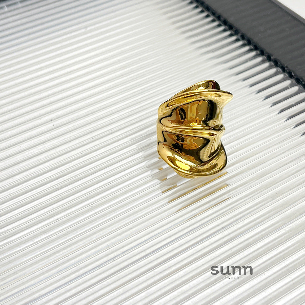 Eternity Glossy Pleated Ring [PB3L1VS4]