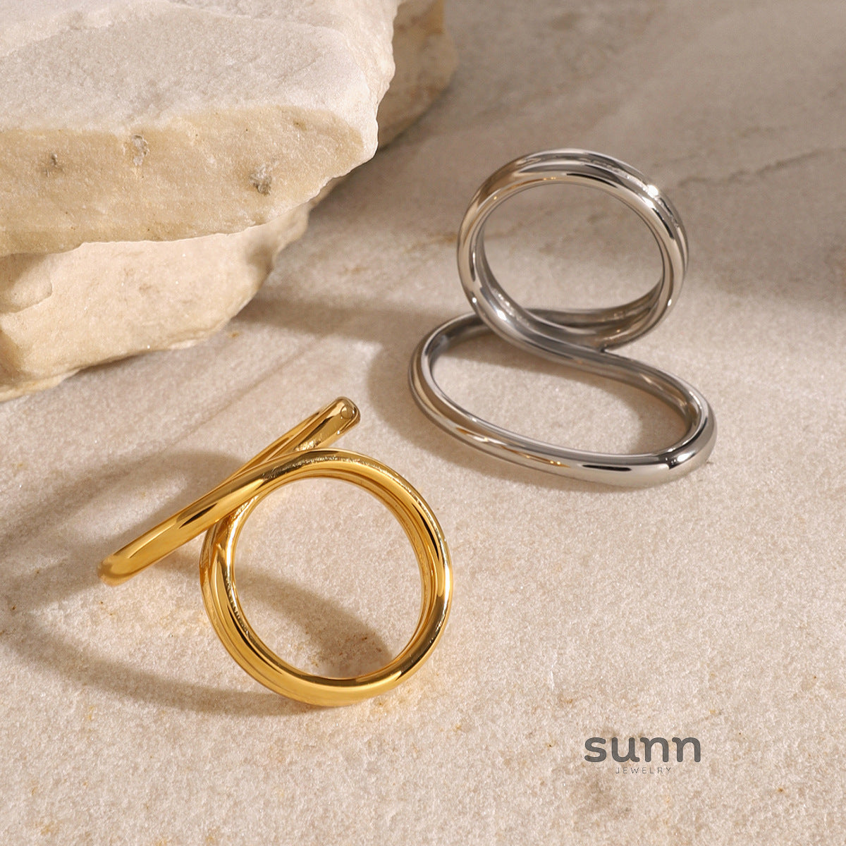 Etta Sculptural Titanium Ring [JCTAYJEL]