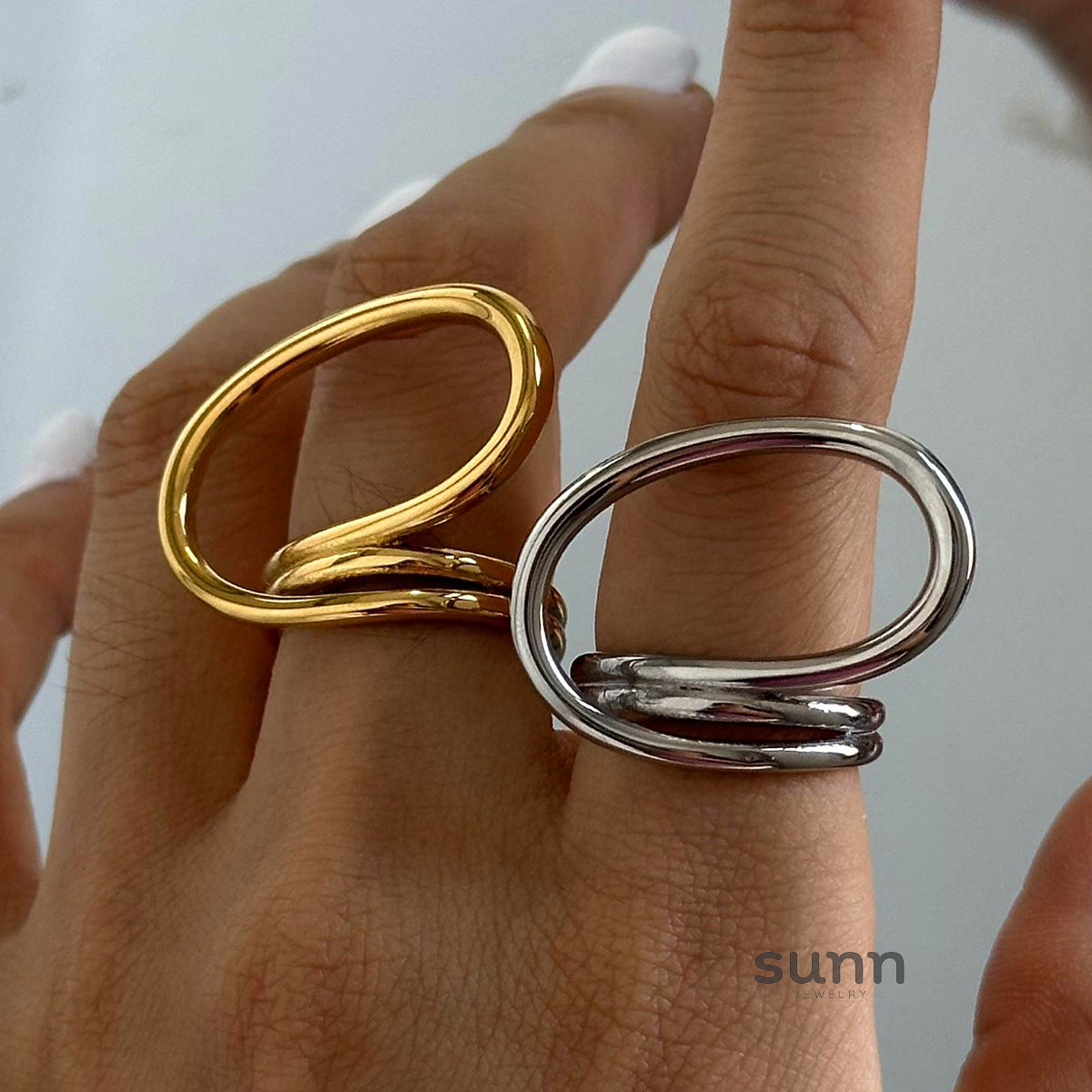 Etta Sculptural Titanium Ring [9DLTHS5L]