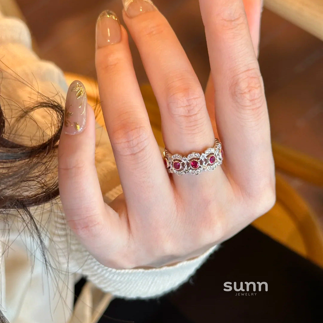 Eulalia Red Crystal Halo Ring [TQAMZYDR]