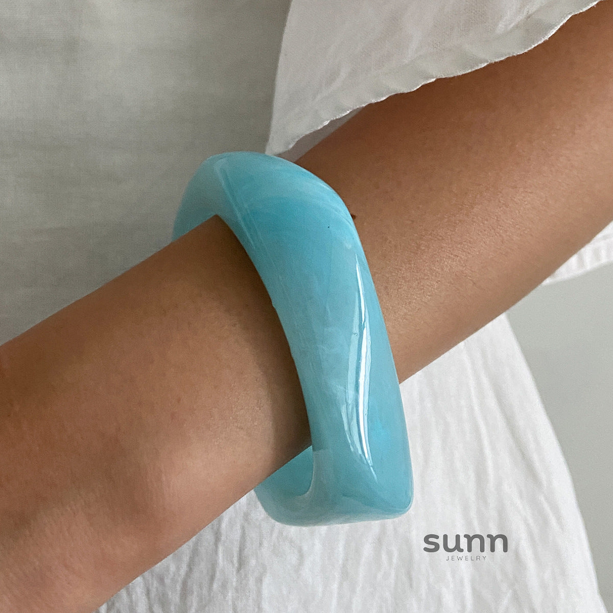 Evah Swirl Resin Bangle [YPFDGFIV]