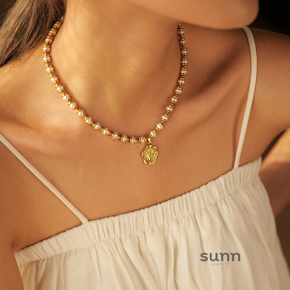 Evaleigh Layered Pearl Coin Necklace [FIE45RE0]
