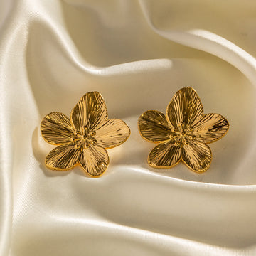 Evaleigh Matte Gold Blossom Studs [L44CA8UZ]