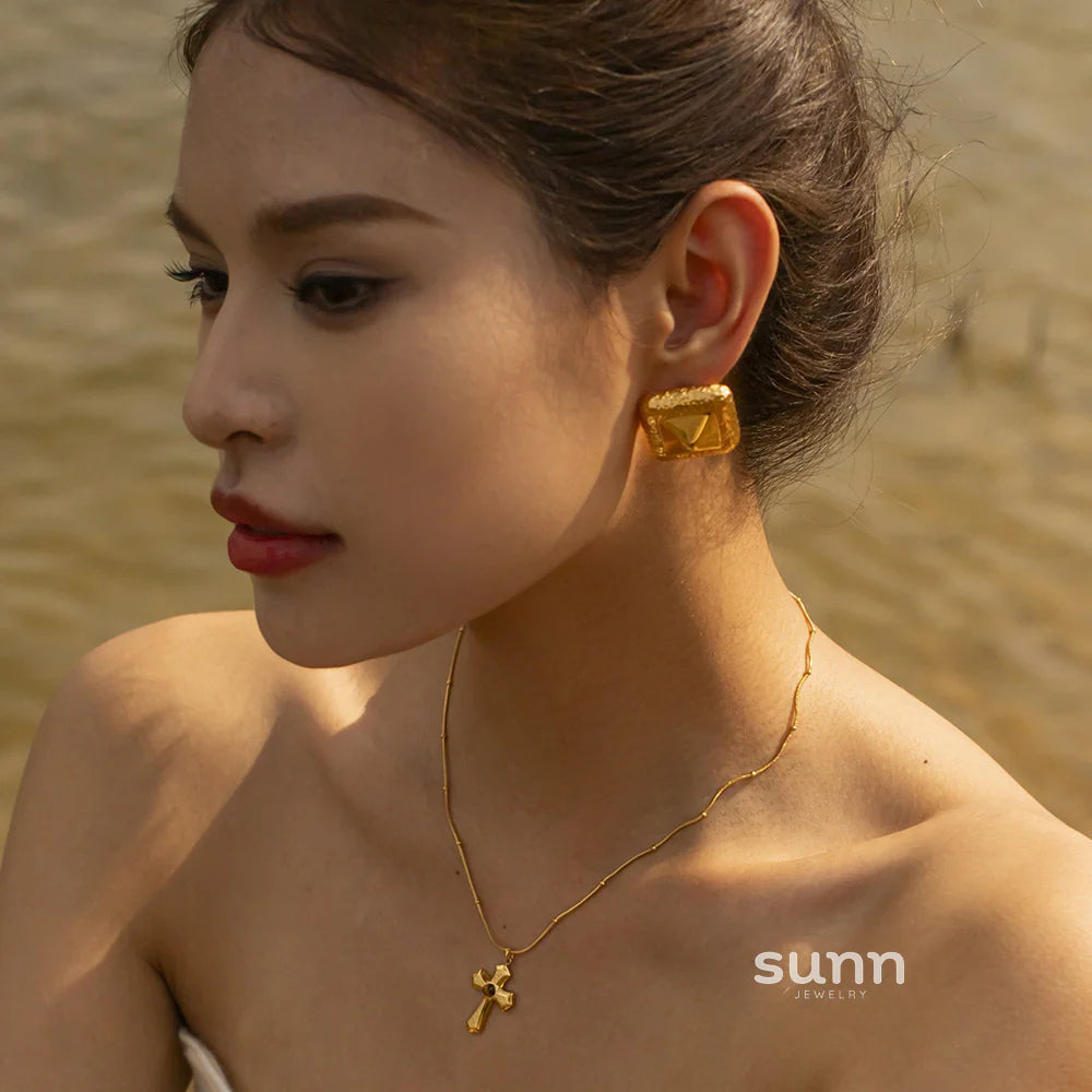 Evalina Rivet Accent Jewelry Set