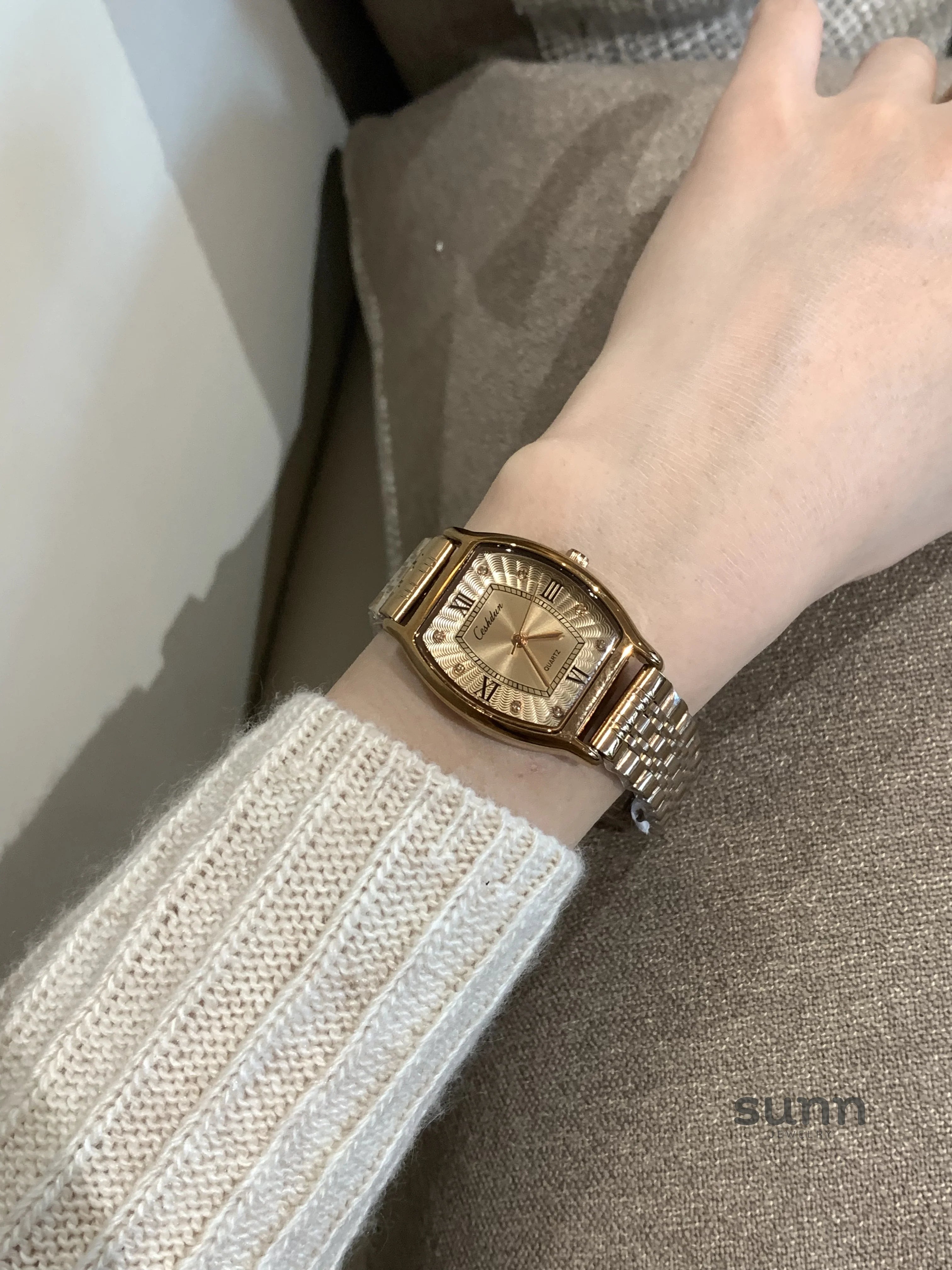 Evangeline Minimalist Square Watch